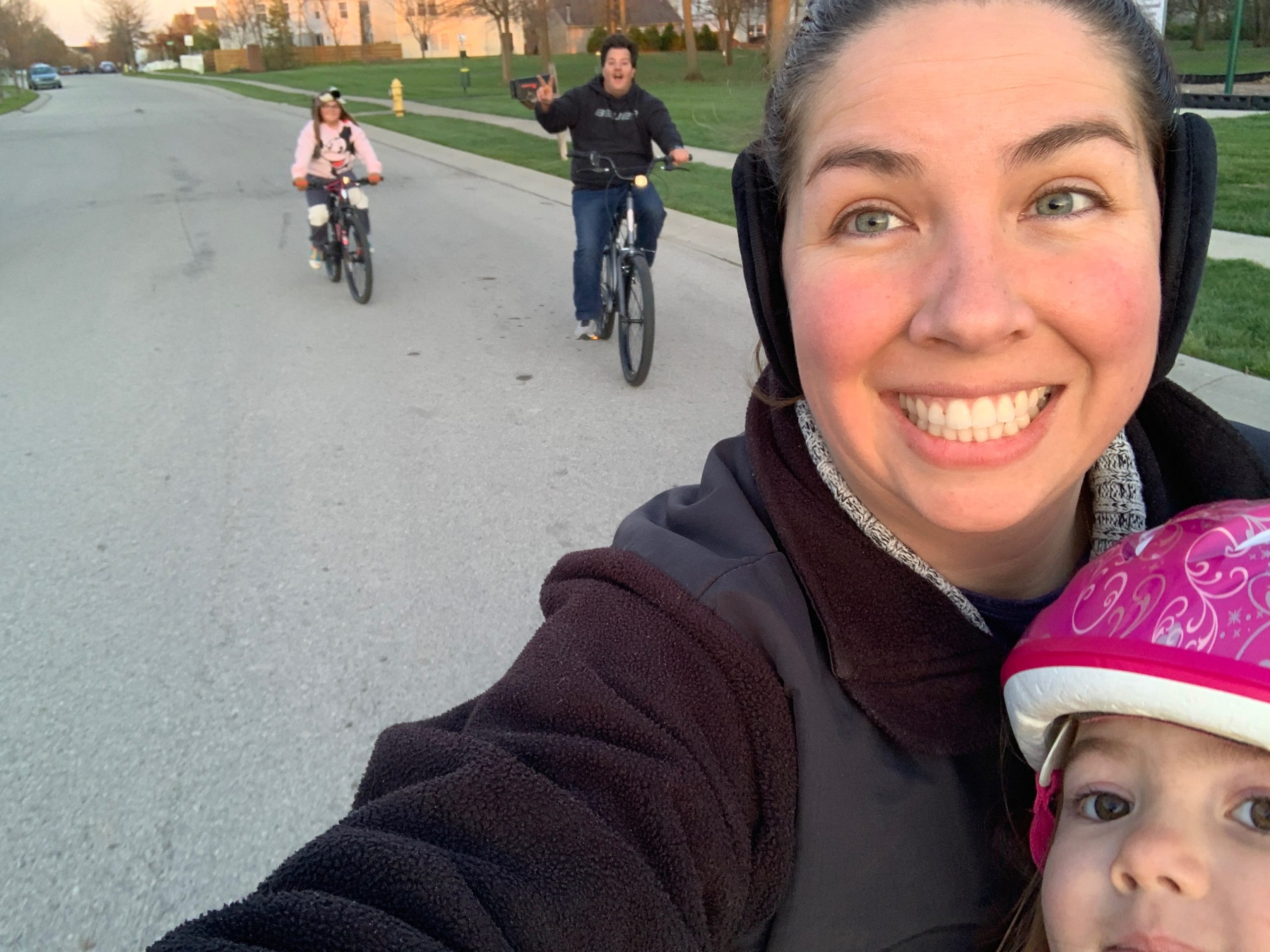 family riding bikes